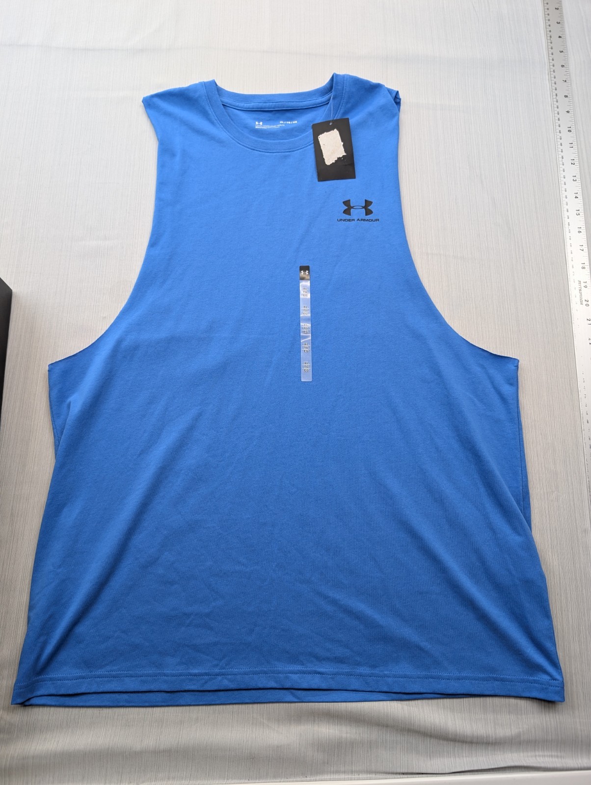 New Under Armour UA Cutoff Tank Top Shirt Size XL Loose Super Soft gallery