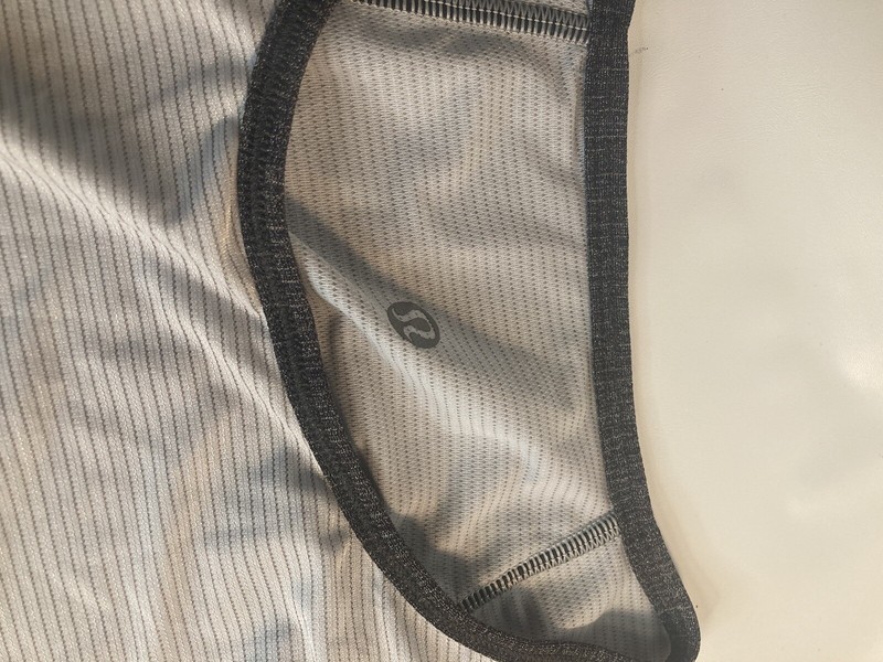 Lululemon Tech Shirt Medium Lightweight Grey Stripped Fitted See Pictures gallery