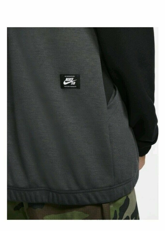 Nike SB Dry Track Jacket Black/Anthracite/Wht Dri-Fit Men's XS NWOT AT3639-010 gallery