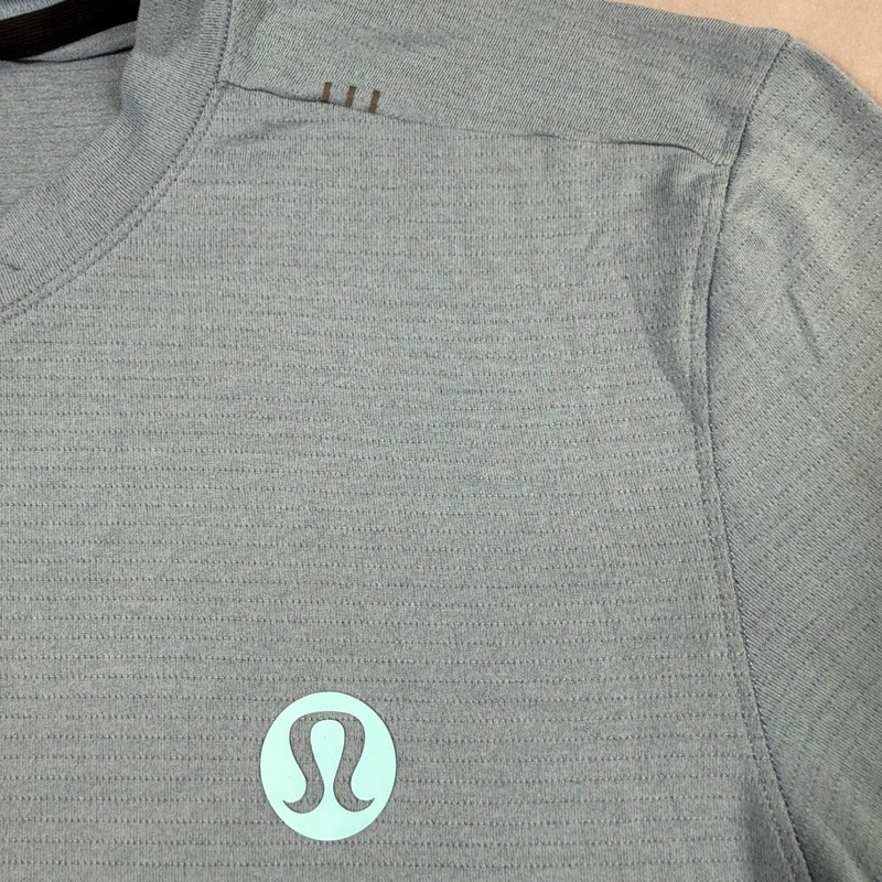 Lululemon License To Train Shirt Mens Large Blue Short Sleeve Performance Gym gallery