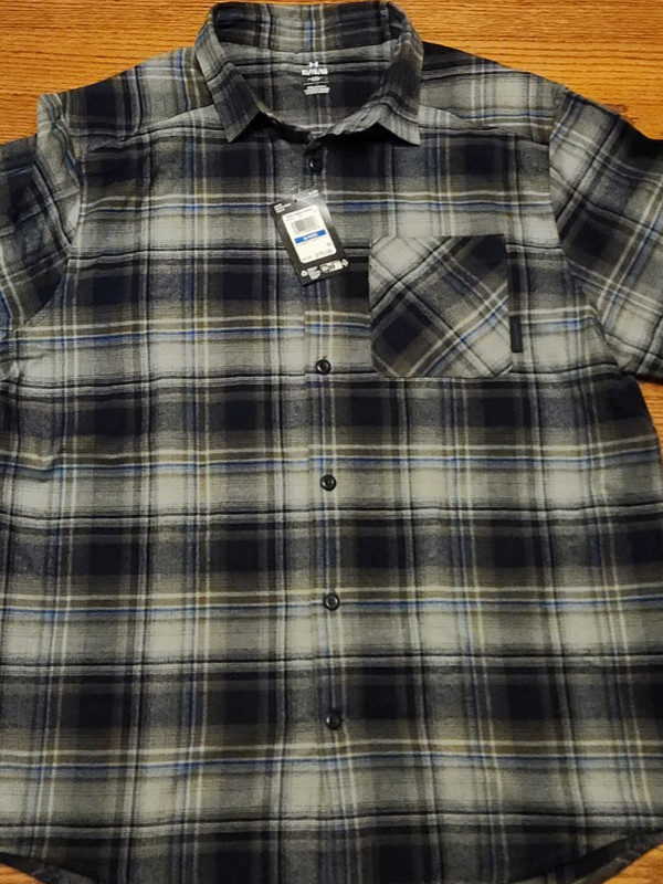 Under Armour Expanse Flannel Shirt 1386999-410 Navy Tech Blue New Men's Size XL gallery