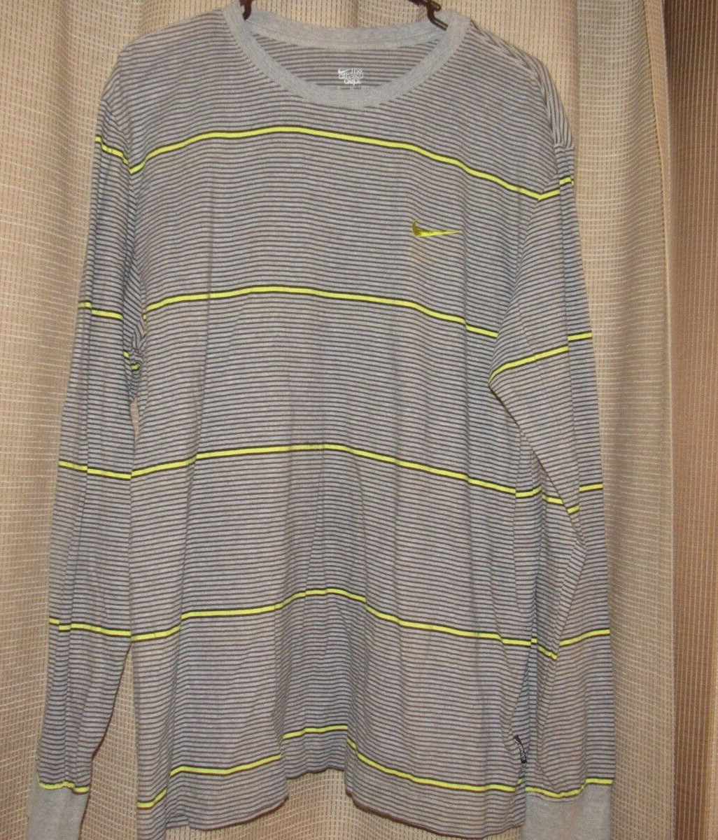 NIKE Mens XL Lighter Weight Sweatshirt Pullover Gray Black Yellow Long Sleeved gallery