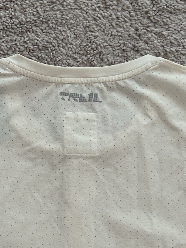 Under Armour Trail Run Zip Short Sleeve, Sample (1389808-279) Men’s Large. gallery