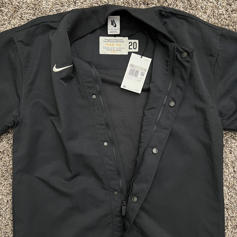 Nike x Fear Of God NBA Warm Up Top Jacket Off Noir CU4686-010 Men Size XS gallery