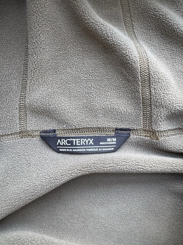 Arc’teryx LEAF Naga Zip, Size Medium, Crocodile color, lightly used gallery
