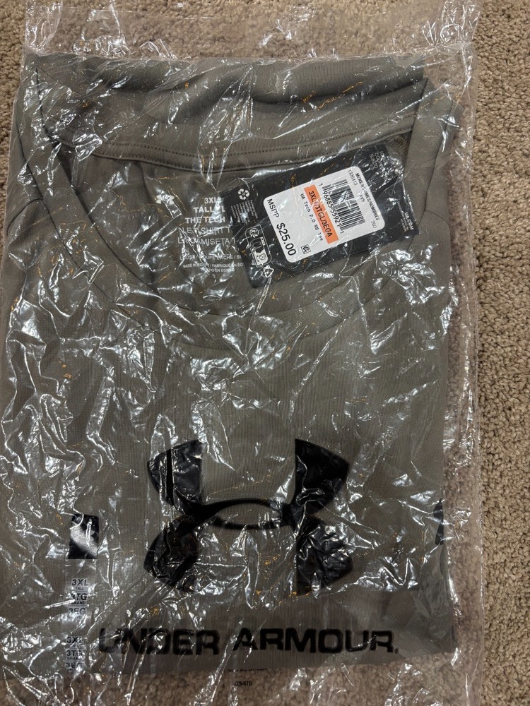 NEW - Under Armour - Men's Gray T-Shirt Size #XLT