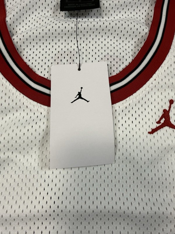 Jordan Essentials #23 Michael Jordan Mesh Jersey White/Red Men’s M NWT gallery