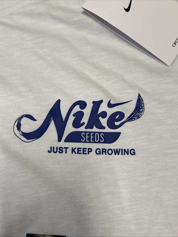 Nike Sportswear Fitness Training Tee Men's T-Shirt NWT FQ3880-094 gallery