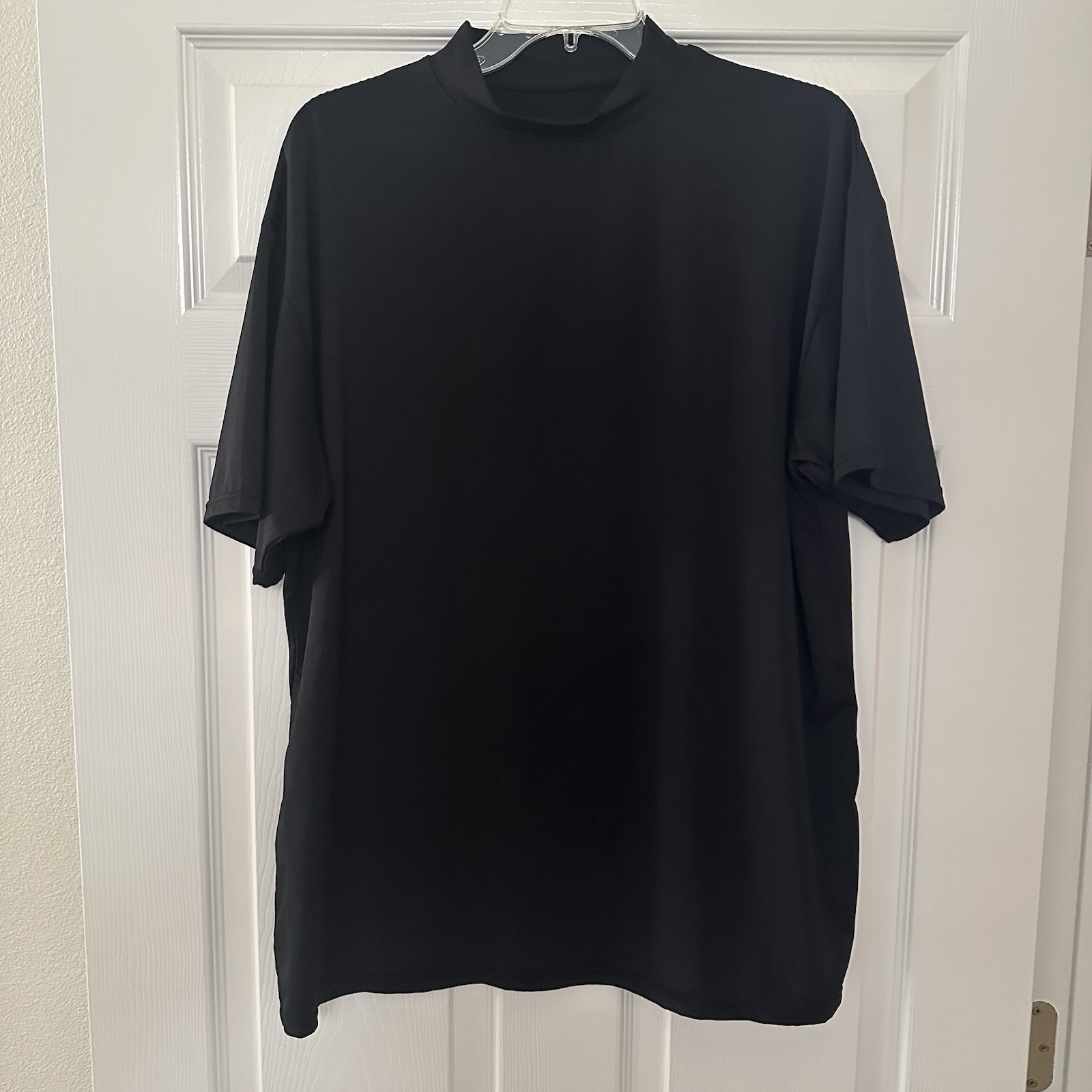 Honigs Men's Black Short Sleeve Mock Neck Polyester Shirt, Size L gallery
