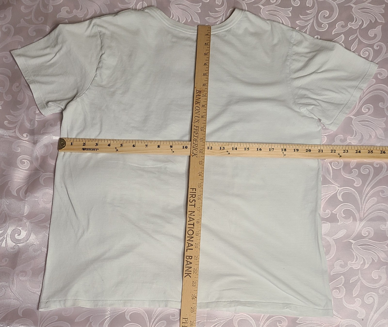 Men's Large Nike Dri Fit Athletic Cut Skills Gone Viral White Tshirt gallery