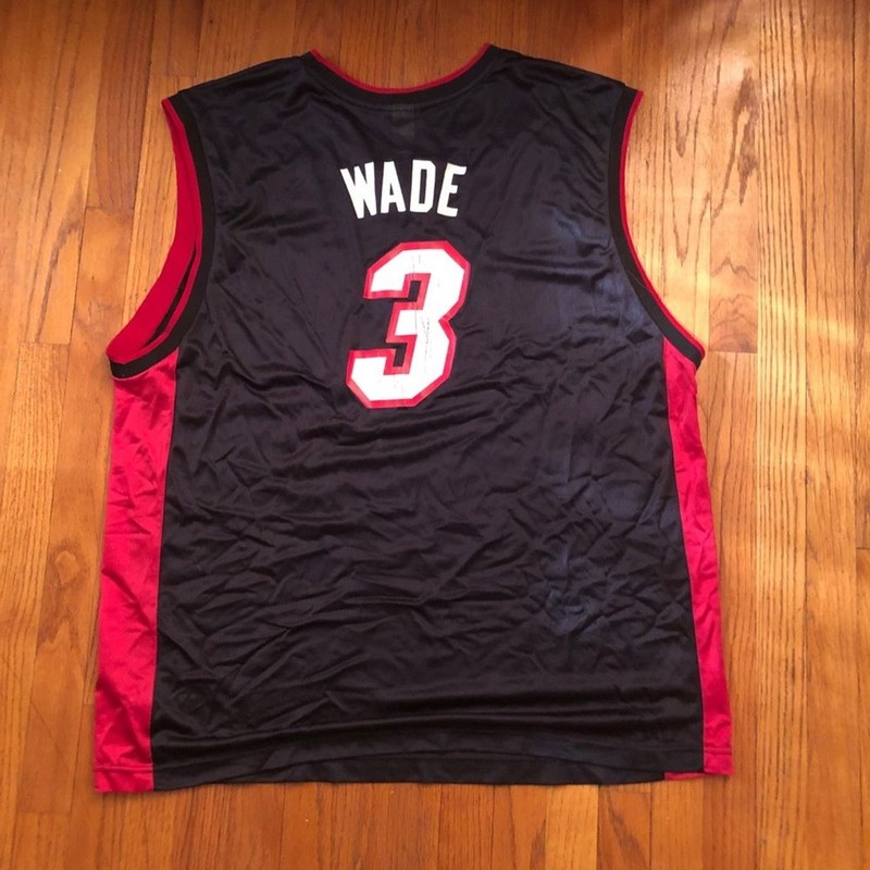 Dwyane Wade Miami Heat Jersey XL gallery
