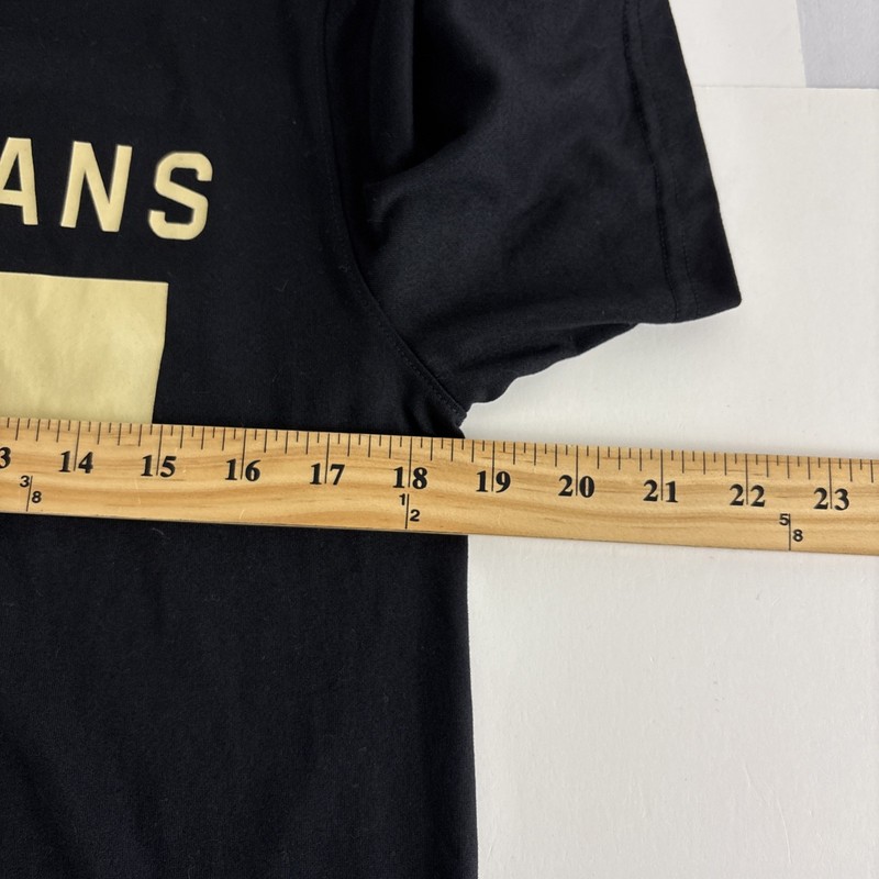 The Nike Tee Mens Activewear Shirt Adult Size Medium Dri Fit New Orleans Saints gallery