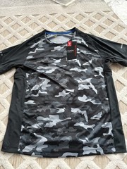 Van Heusen Performance Men’s Camouflage Crew Neck Short Sleeve T-Shirt L