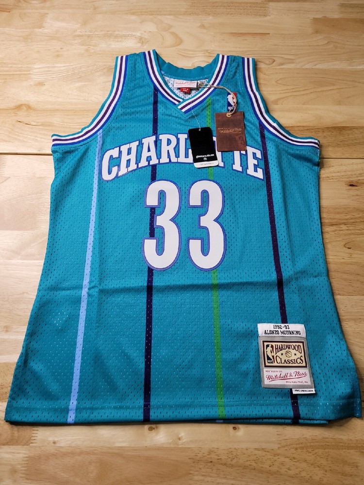 Mitchell & Ness NBA SWINGMAN ROAD JERSEY - HORNETS 92 ALONZO MOURNING Medium