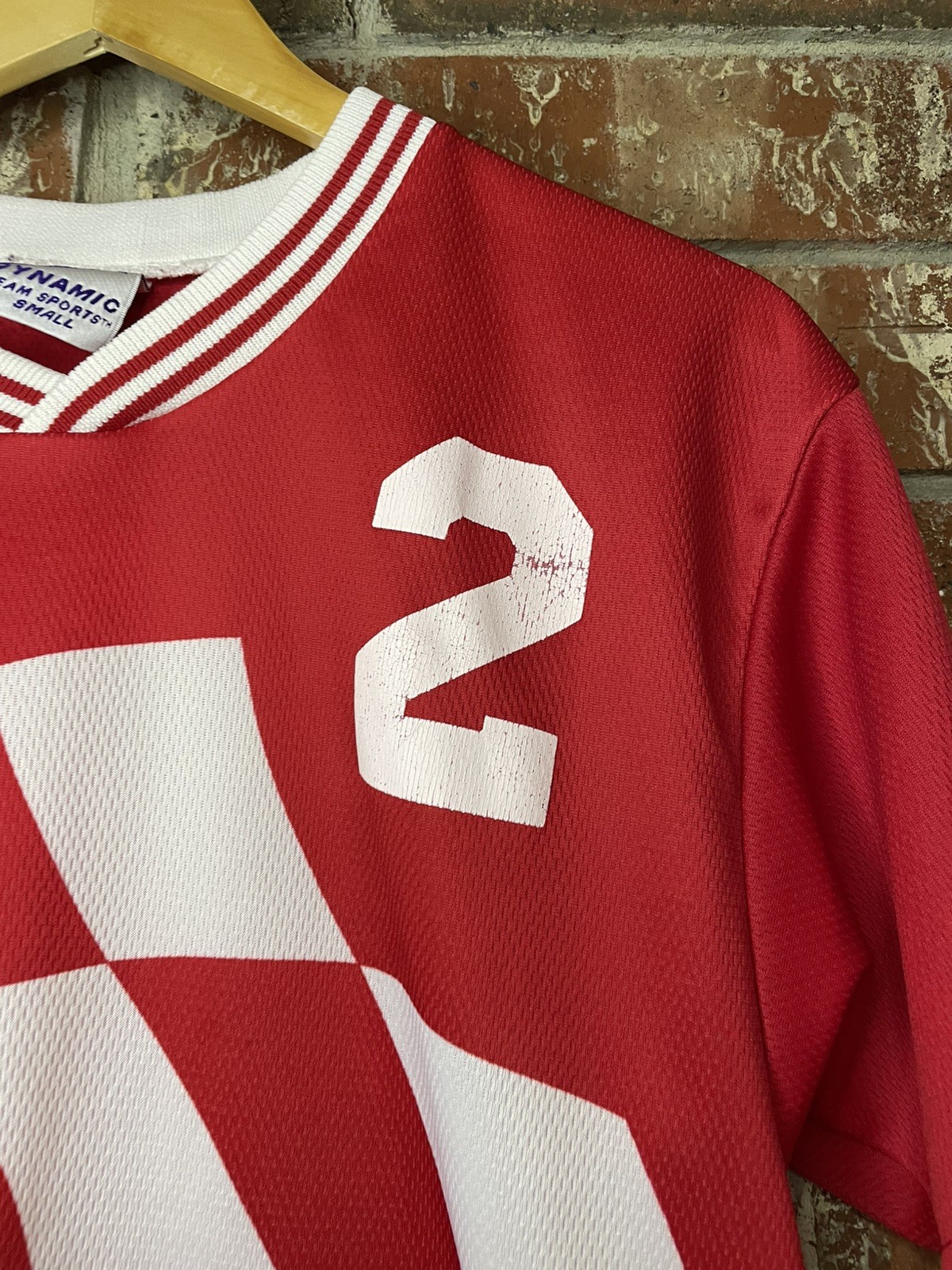 Vintage Red V-neck Dynamic Jersey Checkered Number 2 Streetwear Small Sporty gallery