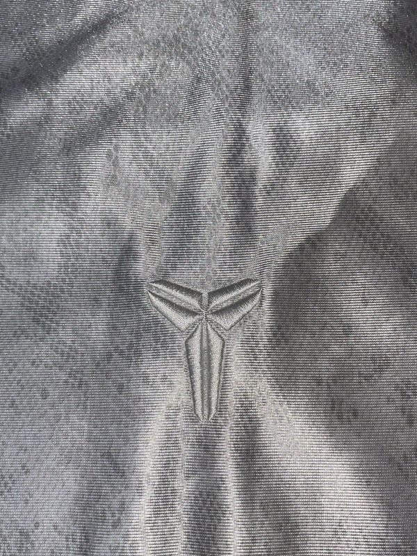 NWT Nike Kobe Dri-FIT Standard Issue Reversible Jersey FZ0934-100 Men XXLT gallery