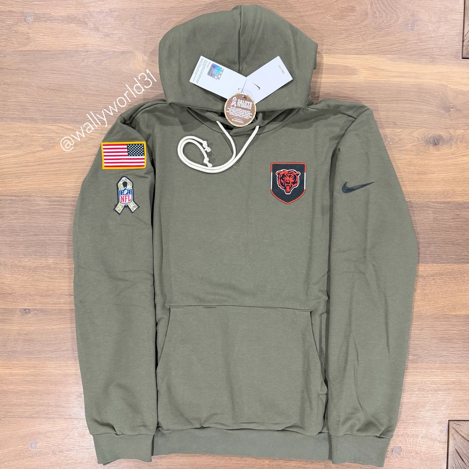 Nike Chicago Bears 2025 NFL Salute to Service Standard Issue Authentic Hoodie gallery