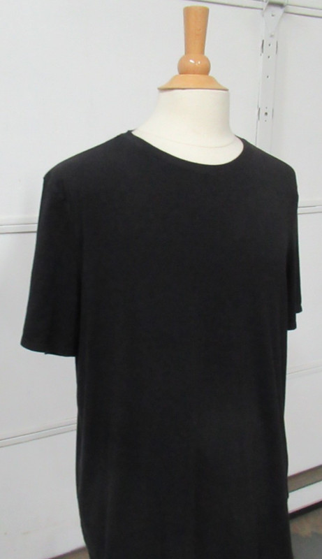 HYLETE Shirt Adult Black Crewneck Short Sleeve Pullover Tee XXL (wears like XL) gallery