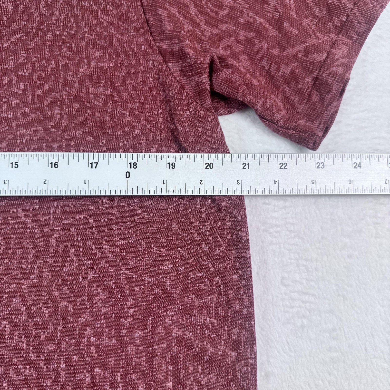 Gymshark Seamless Digital Camo Men Size L Multicolor Short Sleeve Activewear gallery