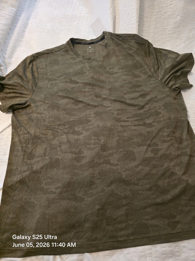 Zelos Men's Crew Neck Short Sleeve Mural Olive T-shirt Moisture Wicking XLT.