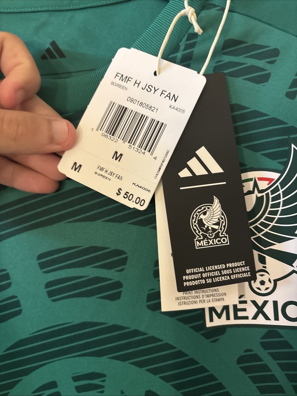 Adidas Medium 2025-26 Mexico Jersey Green Men’s Team Fan Jersey gallery