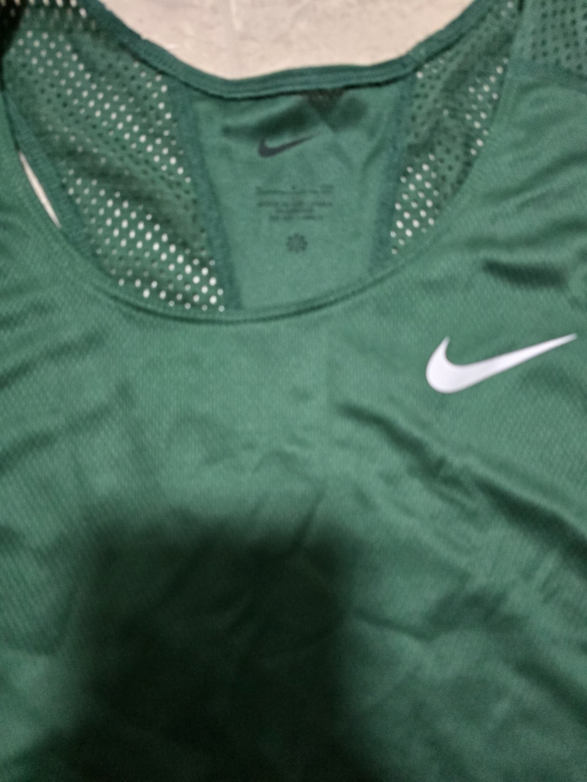 Nike Tank Mens Small Green Dri-Fit NWT gallery