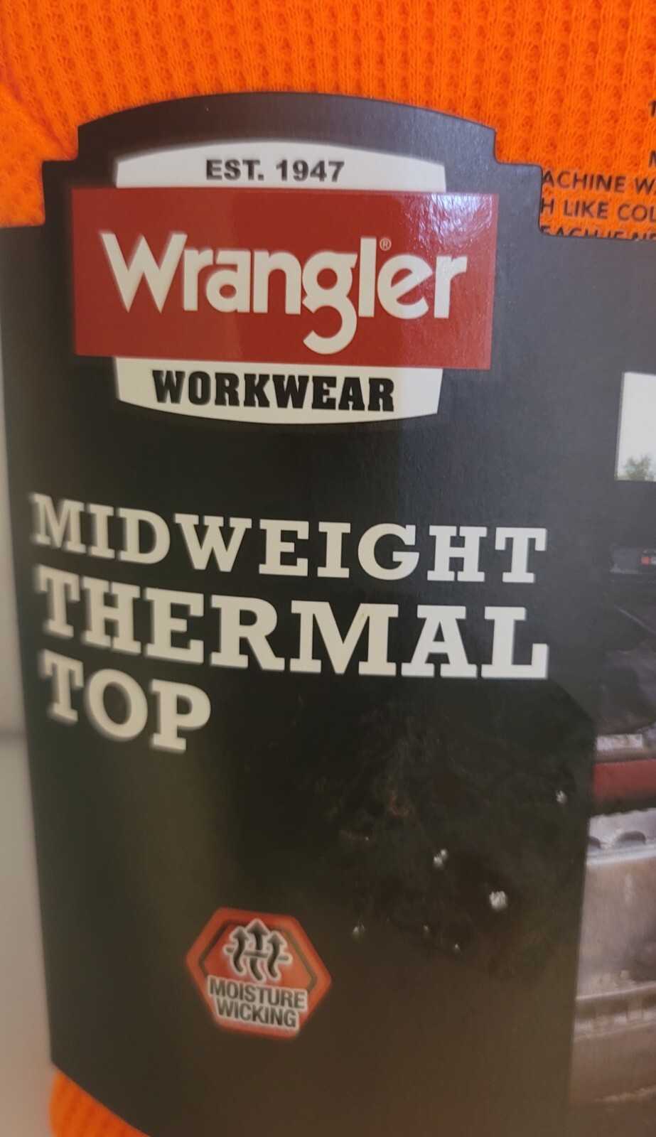 2 Mens Wrangler Workwear Thermal Top Extended Tail, Moisture Wicking Size MED gallery
