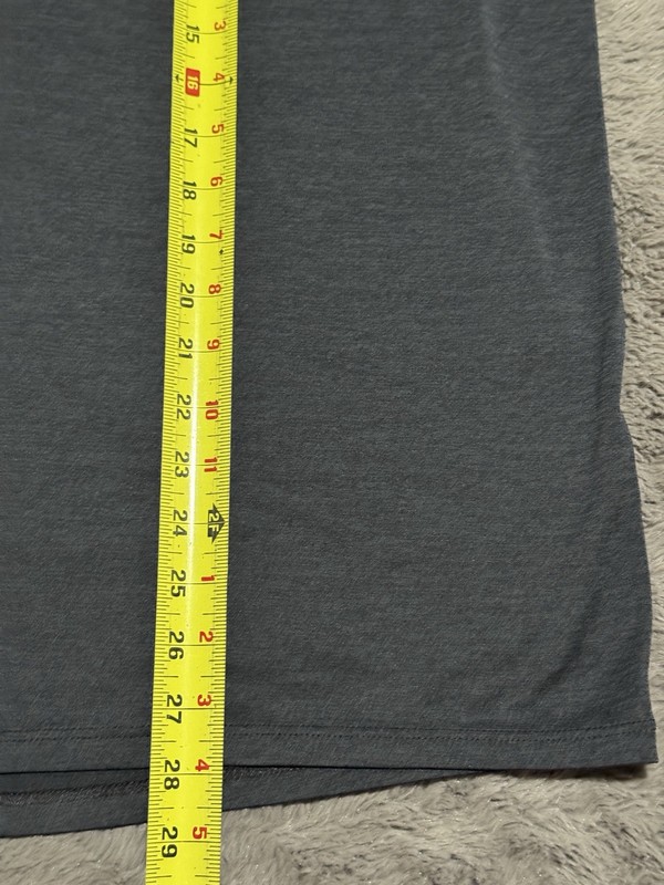 Under Armour Training T Shirt Men Xl Black Loose HeatGear Athletic Picture/size gallery