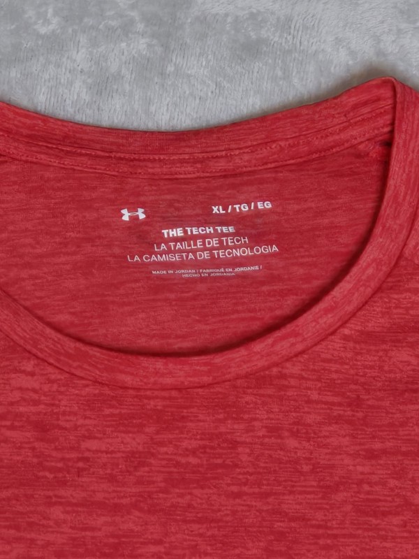 Under Armour Men's The Tech Tee Short Sleeve T-Shirt, Men's XL, Heathered Red gallery