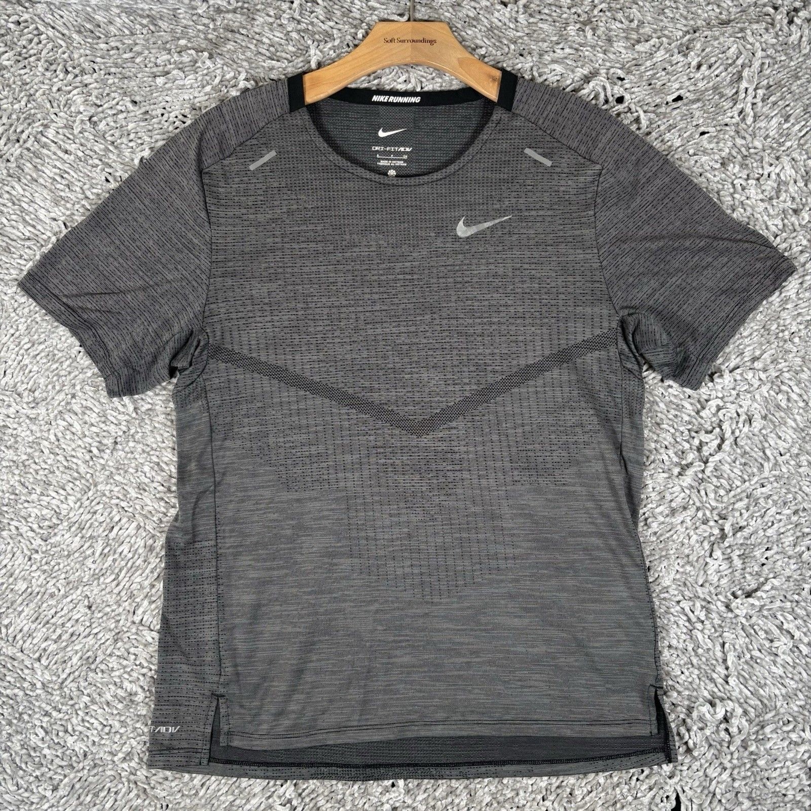 Nike Dri-Fit ADV Techknit Ultra Running Shirt Mens Small Gray Training CZ9046010 gallery