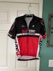 hincapie Men’s black red bike street cycling jersey Size M (CON80)