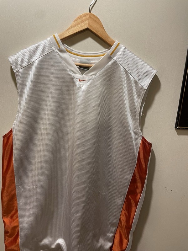 Nike Vintage Y2K Basketball Tank Top Center Swoosh White Orange Sleeveless XL gallery