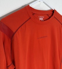 La Sportiva Future Tee Men’s Long Sleeve Climbing Shirt Small Red Wicking