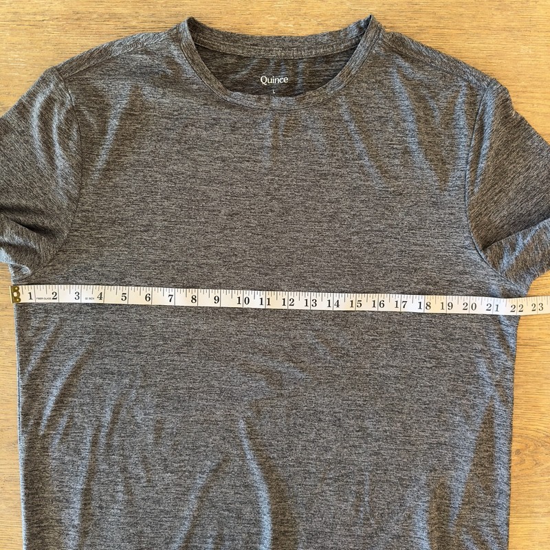 Quince Flowknit Breeze Performance Gym Running Tee-Charcoal-Men's Size L-RRP $58 gallery