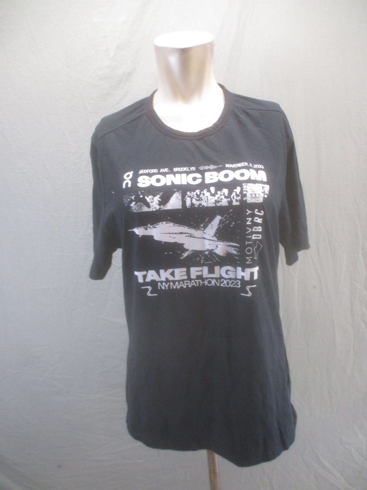 On Running Size L Mens Black 100% Organic Cotton Print Short Sleeve TShirt 321 gallery