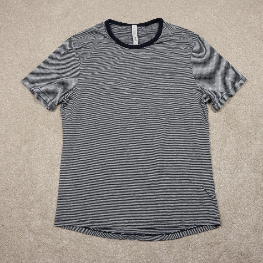 Lululemon 5 Year Basic Tee Shirt Mens Medium Blue Striped Short Sleeve Casual