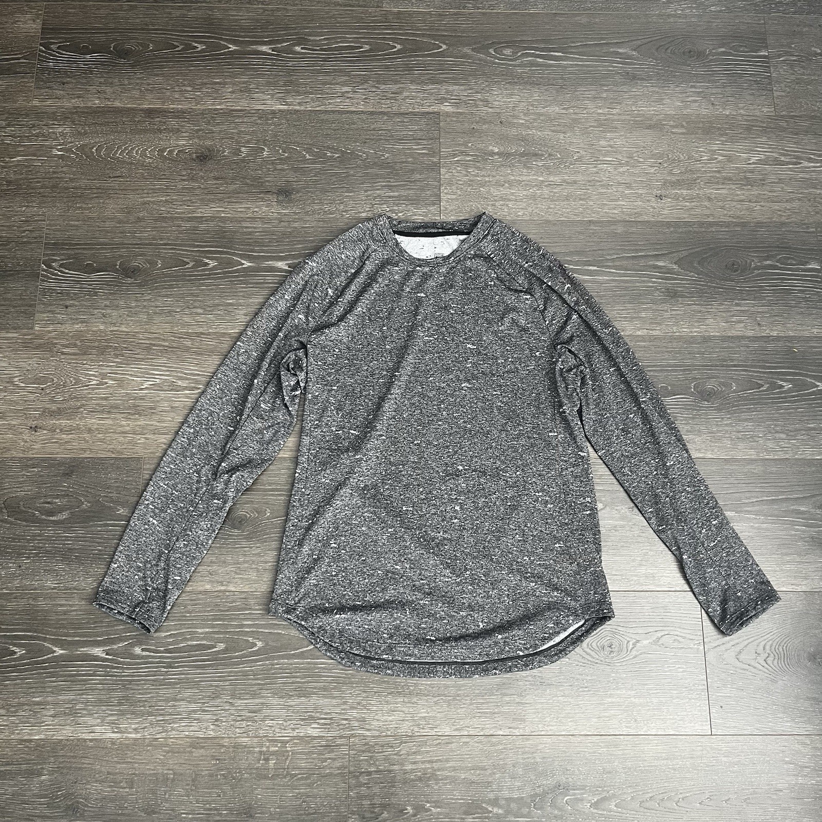 Lululemon Fresh Form Long Sleeve Workout Training Shirt Small Marled Gray Vented gallery