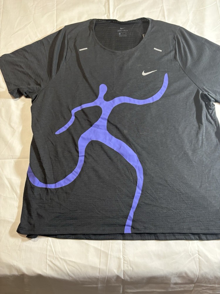 Nike Dri-FIT A.I.R. Artist in Residence Running Graphic Tee XXL Gray/Purple