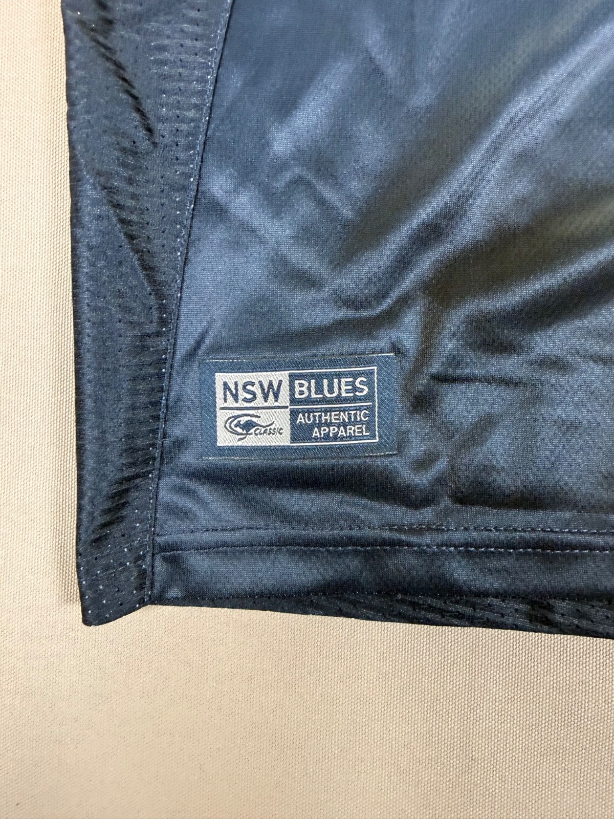 Vic Bitter VB NSW Blues State of Origin Jersey Size Medium A5- 0101 gallery