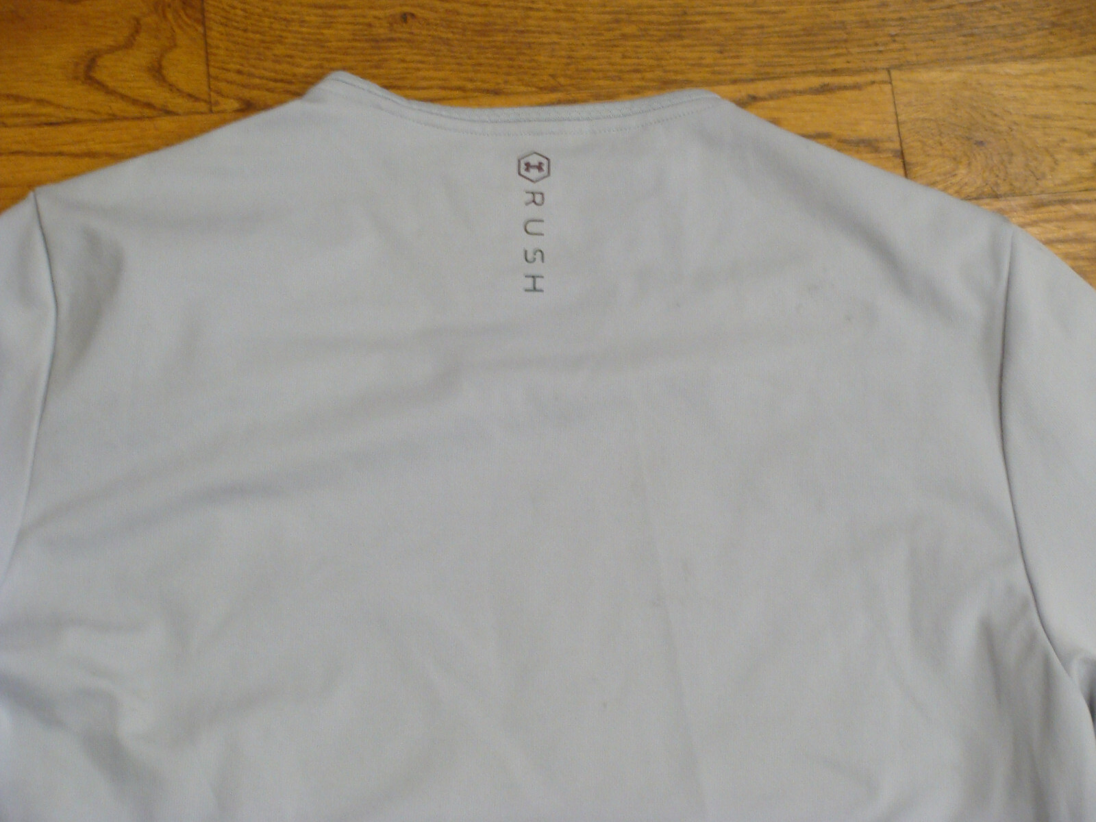 Under Armour ColdGear Celliant Rush Gray Long Sleeve Baselayer Stretch Shirt Sm gallery
