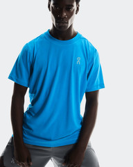 On Cloud NWT DryTech Short Sleeve Train-T Graphic Malibu Blue Medium