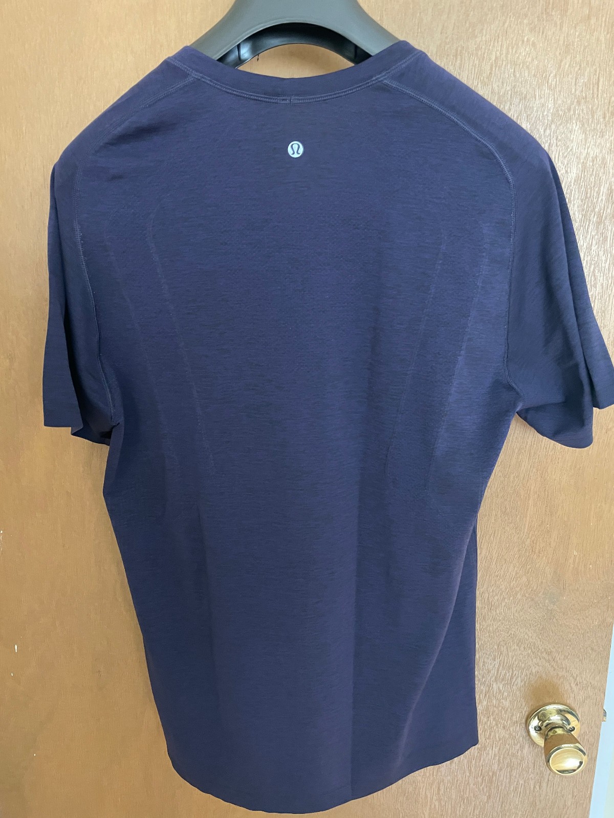 Lululemon Metal Vent Tech Men's Short Sleeve Shirt - Dense Purple/Black XL gallery