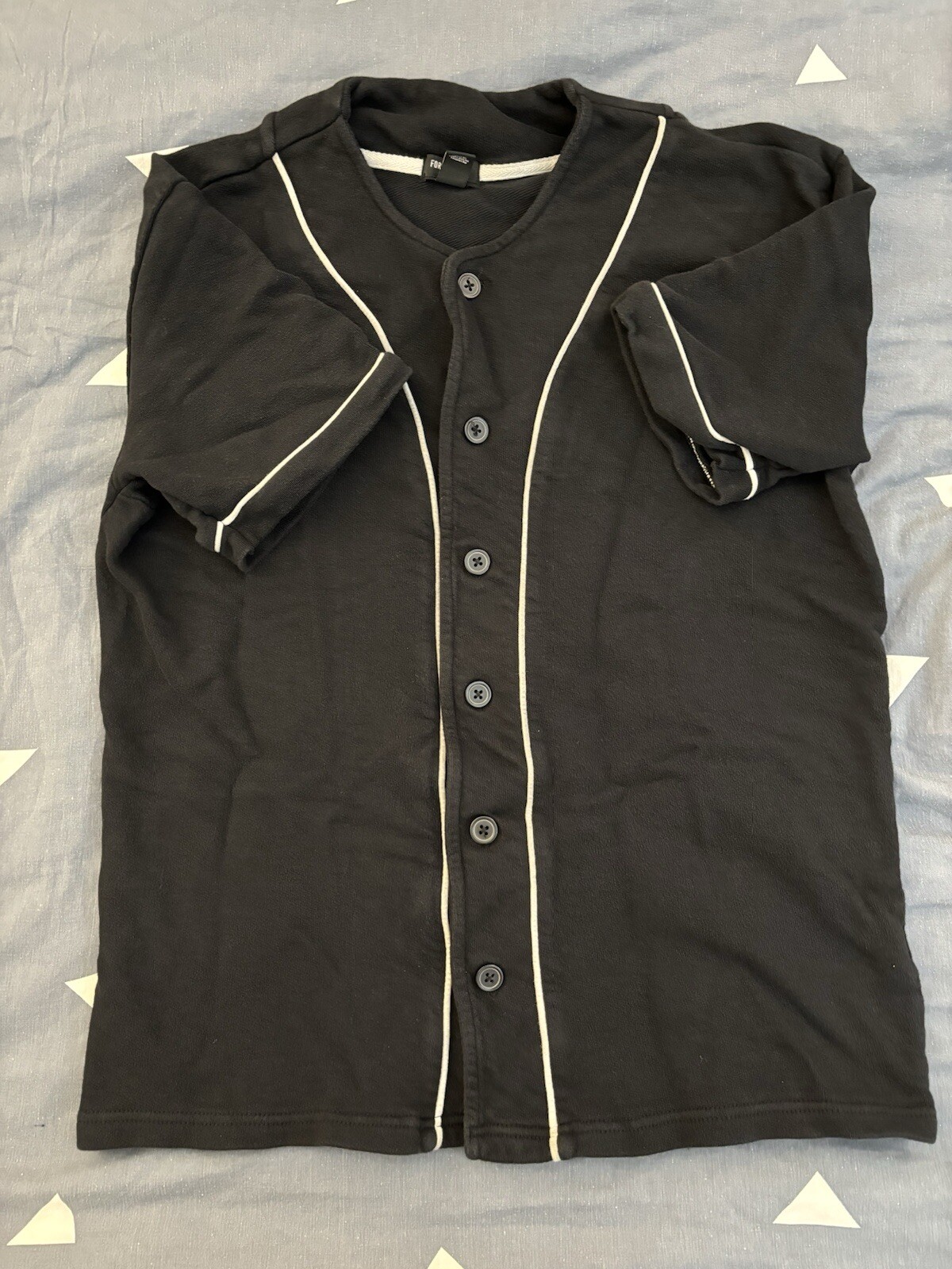 Forever 21 Baseball Jersey Men’s Large Black gallery