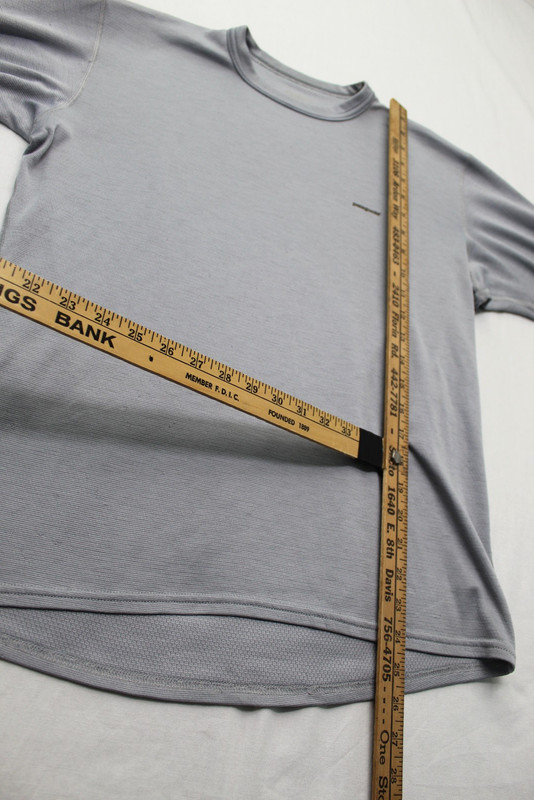 Patagonia Shirt Mens Small Gray Long Sleeve Base Layer Performance Hiking gallery