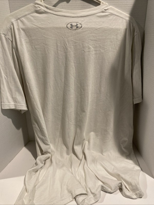 Under Armour extra large/XXL/UA pro fit hat and loose fit XL T-shirt Set White gallery