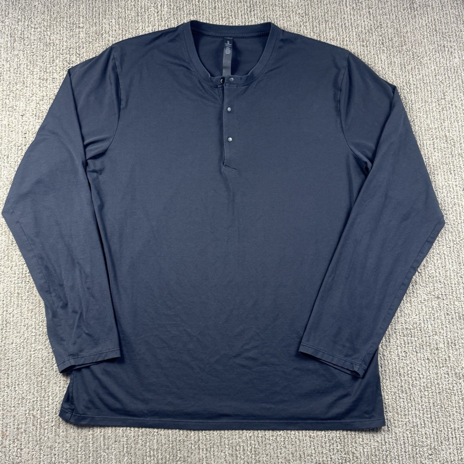 Lululemon Mens XL Fundamental Long Sleeve Henley Shirt Snap Performance Black gallery