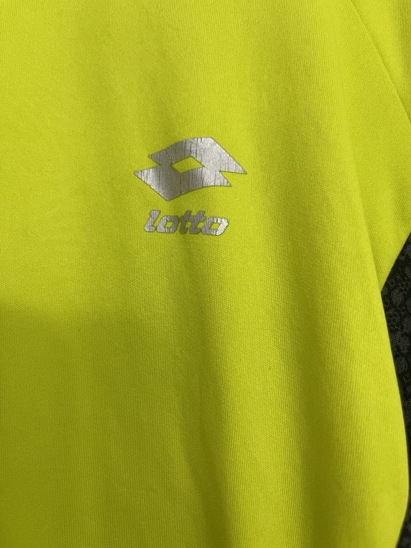 LOTTO Italian Sport Design Men’s Shirt Size M Medium Yellow Black Tennis Sports gallery