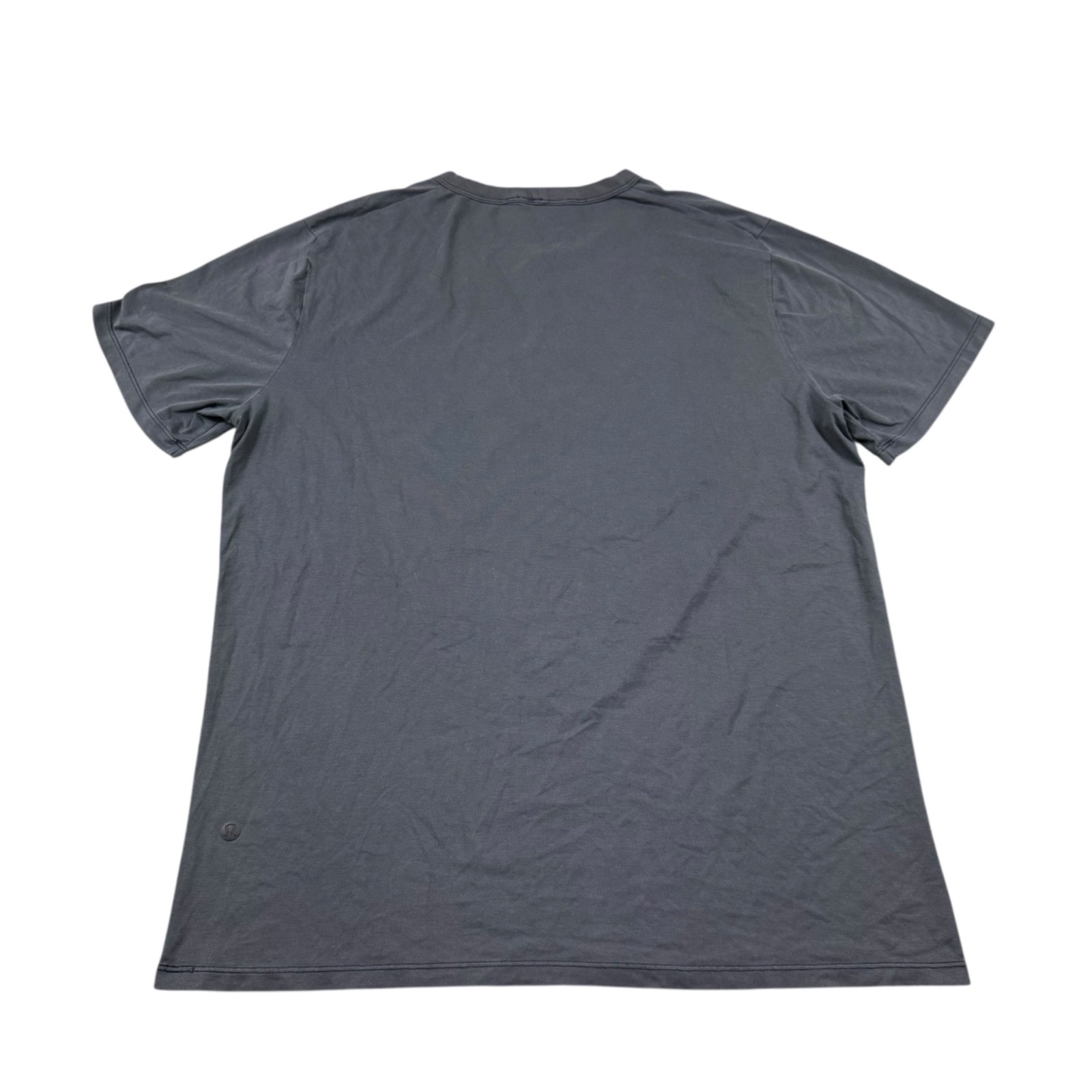 Lululemon Dark Blue Performance S/S Men’s Athletic Shirt Size Medium gallery