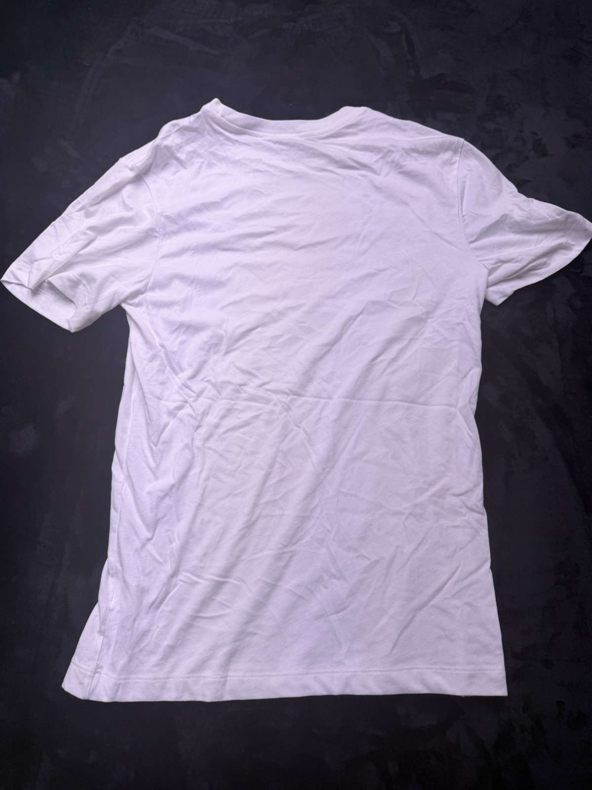 Nike Dri Fit T Shirt Men’s S White With Front Swoosh gallery
