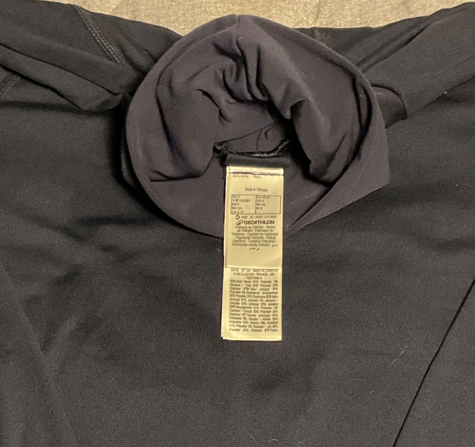 Decathlon turtleneck Medium gallery